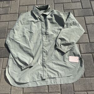 NWT Wilo the Label Women's Workout/Beach Coverup Parachute Shirt SAGE GREEN‎ Med
